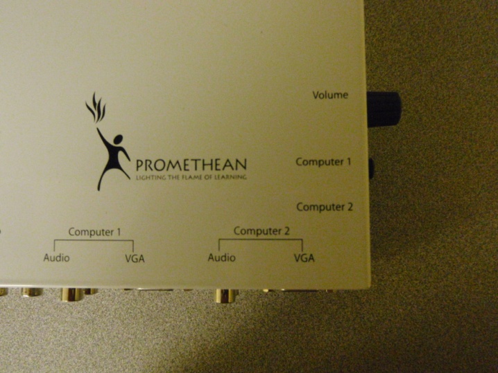 My projector is displaying a blue screen with No Signal instead of my